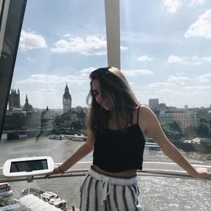 Meet your Posher, Carly